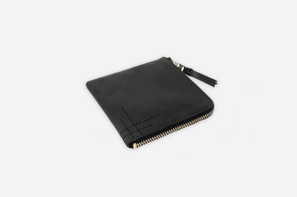 Zip Wallet Black Cowhide