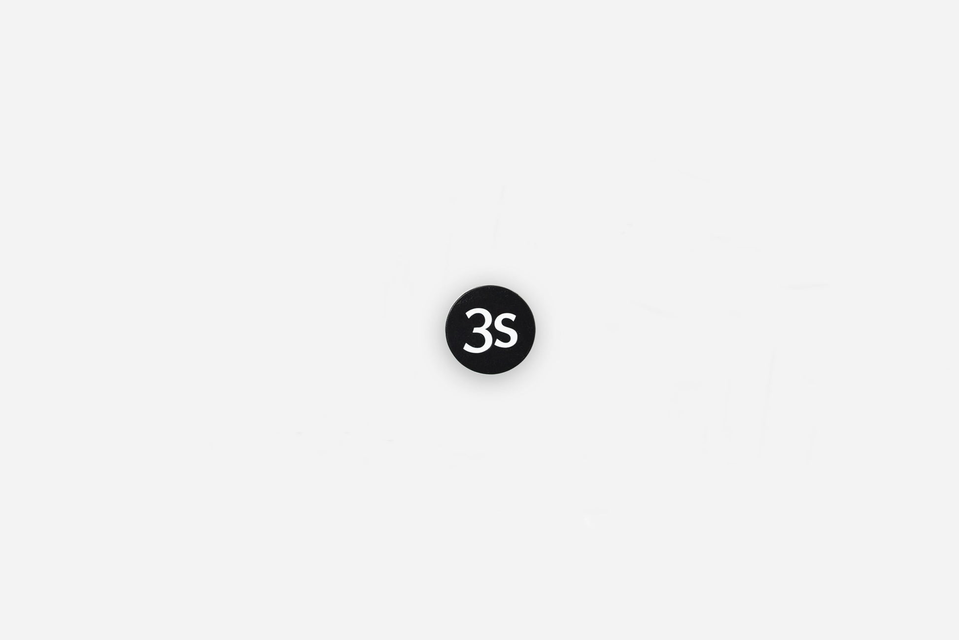 Enamel Pin 3s Black
