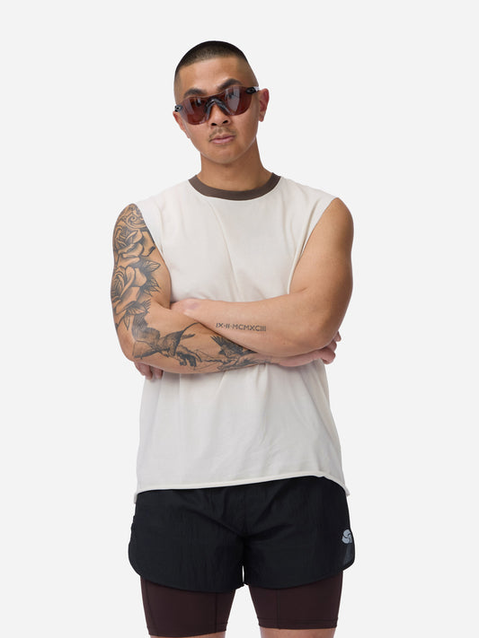 Training Cutoff Tee White/Brown Ringer