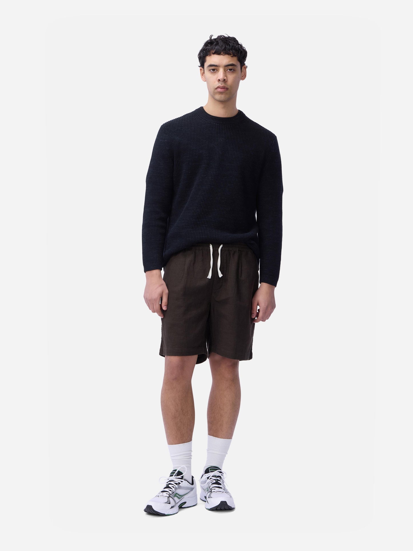 Drawstring Short Chocolate Linen