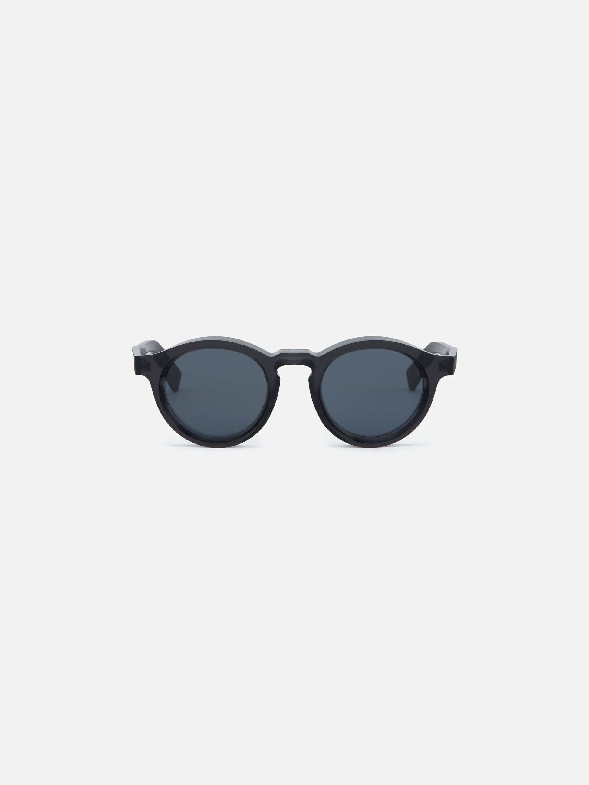P3 Round - SP-01 Charcoal/Grey