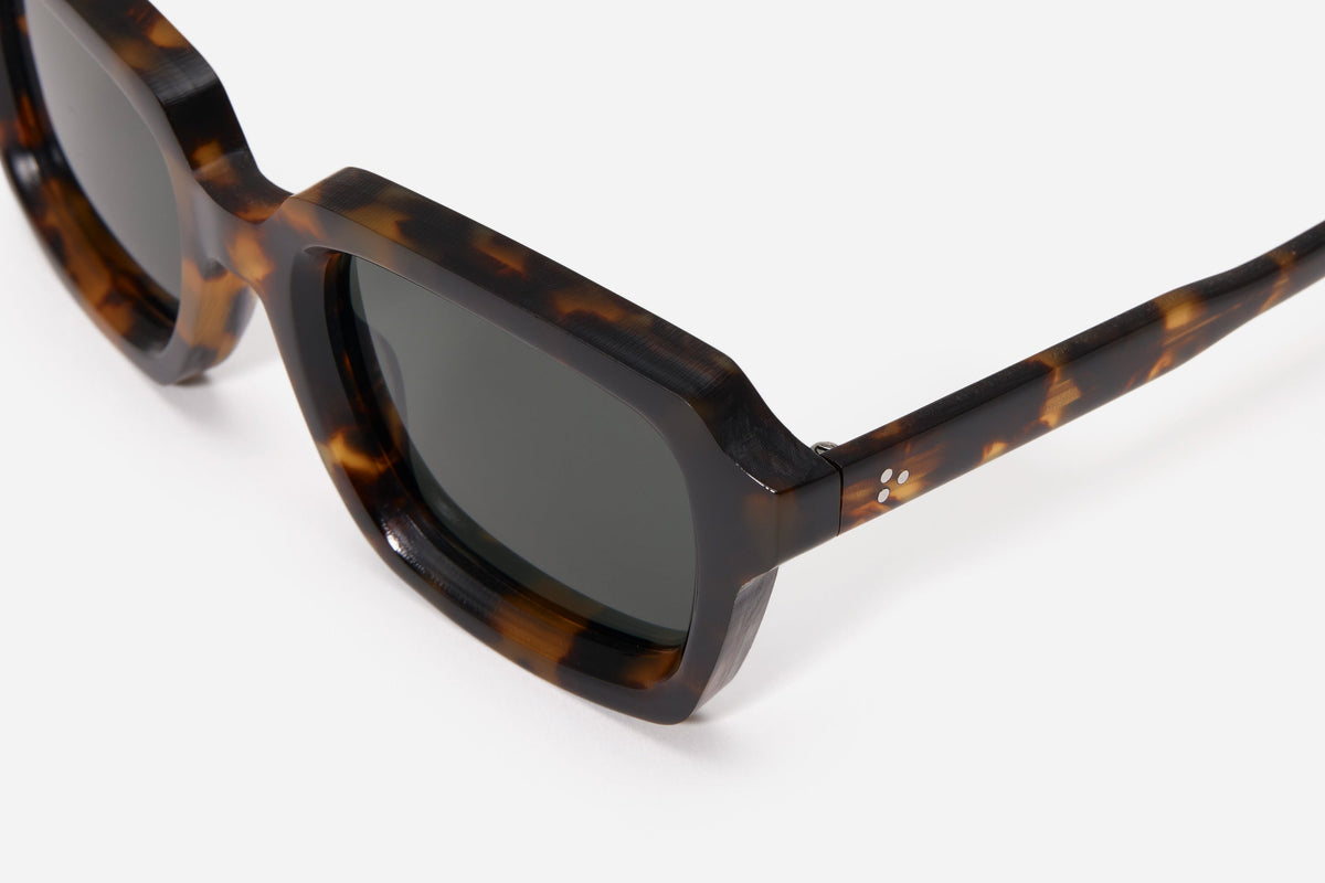 Square - SP-02 Tortoise/Green