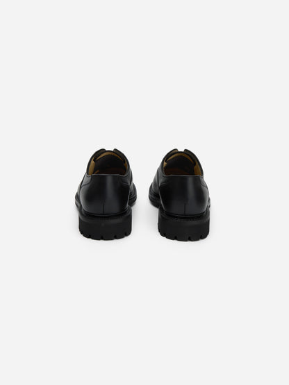 Laceless Oxford Black Waxy Leather