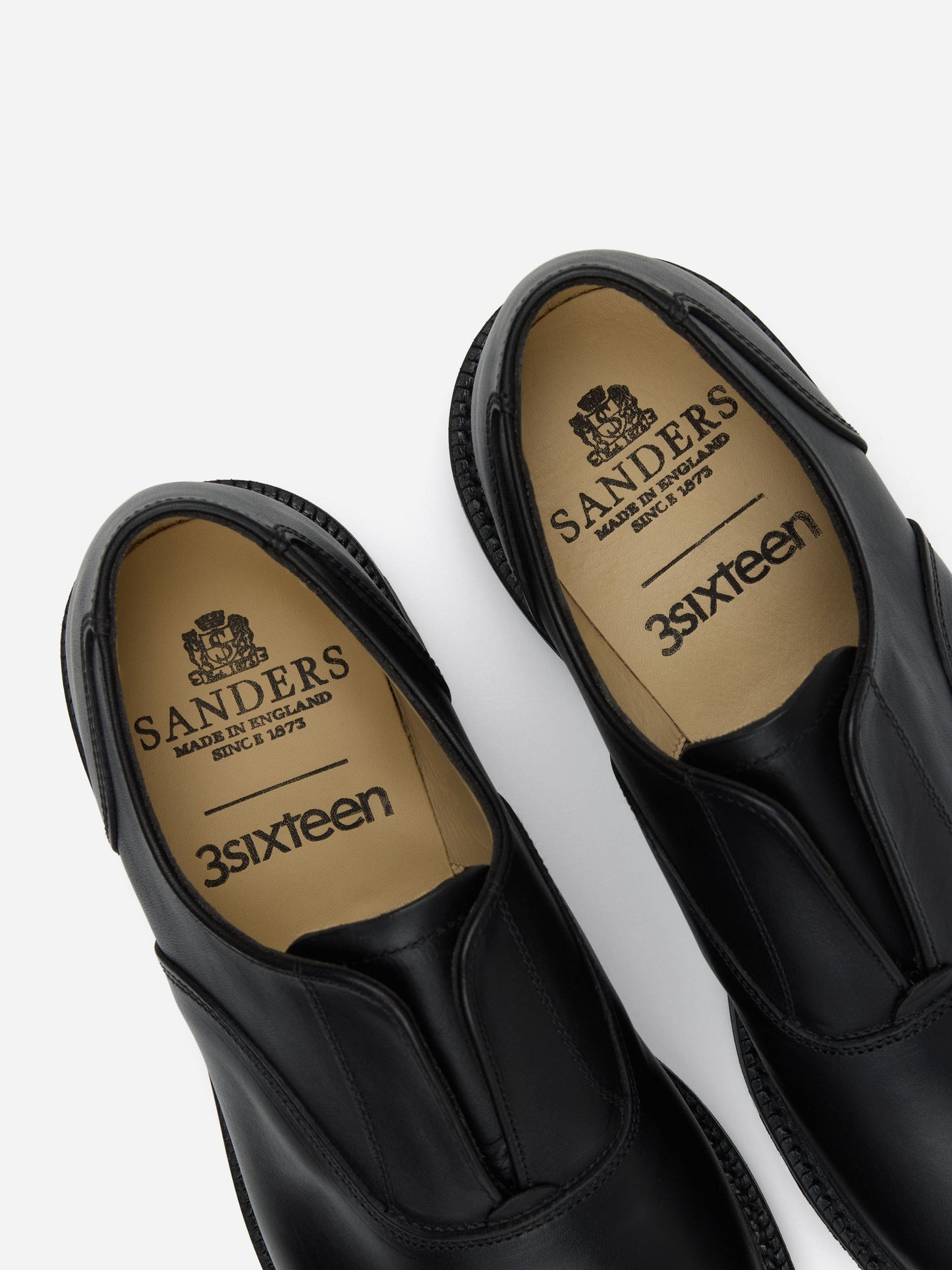 Laceless Oxford Black Waxy Leather
