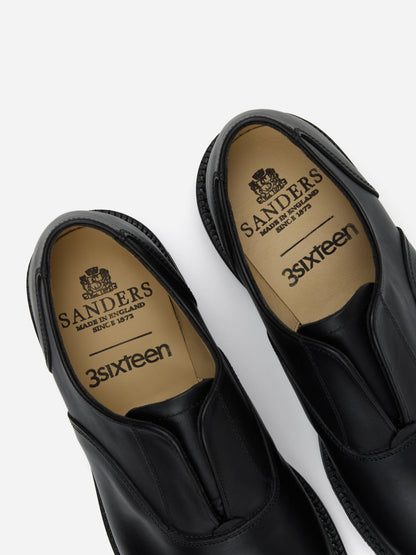 Laceless Oxford Black Waxy Leather