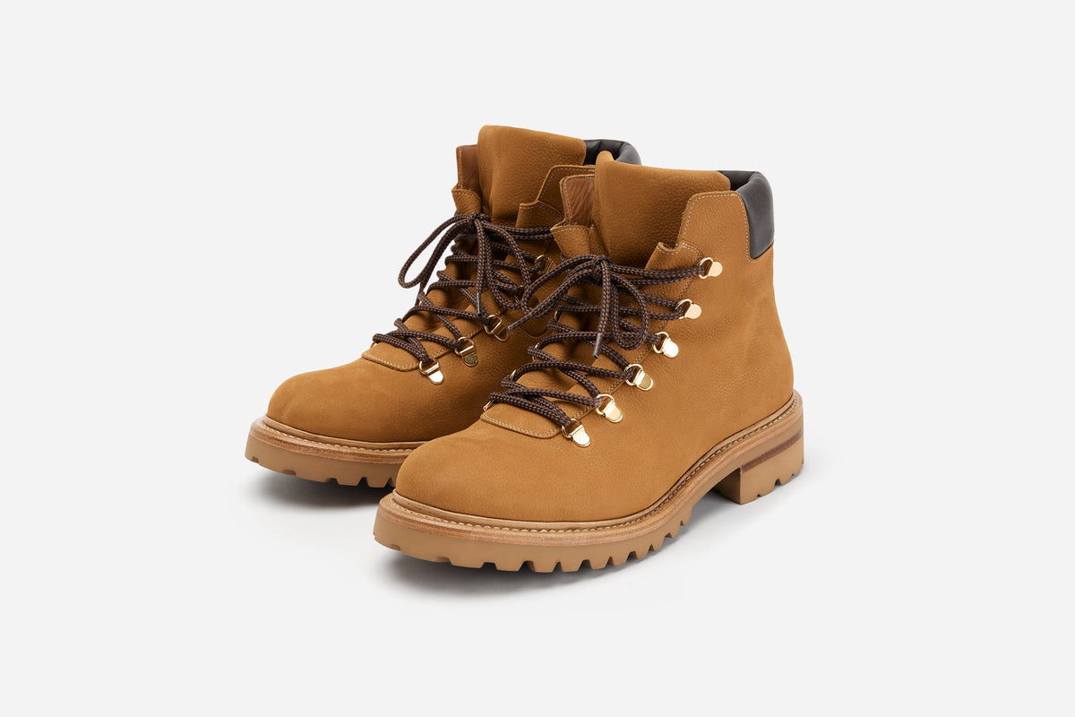 Constructs Hiker Boot Pebbled Wheat