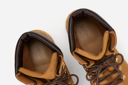 Constructs Hiker Boot Pebbled Wheat