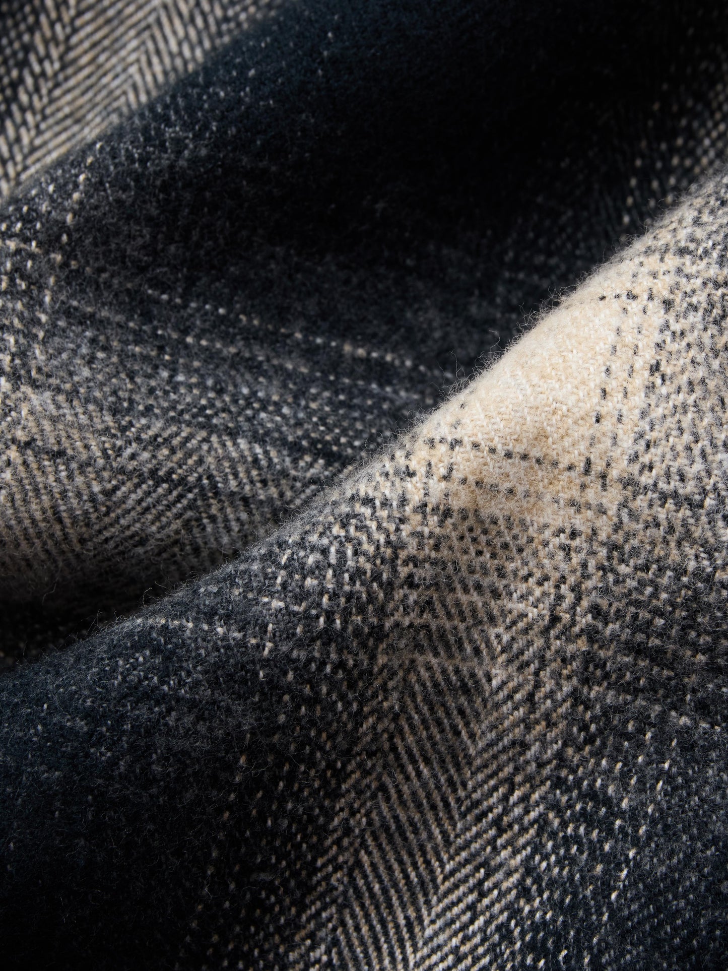 Crosscut Flannel Black Ombre Plaid